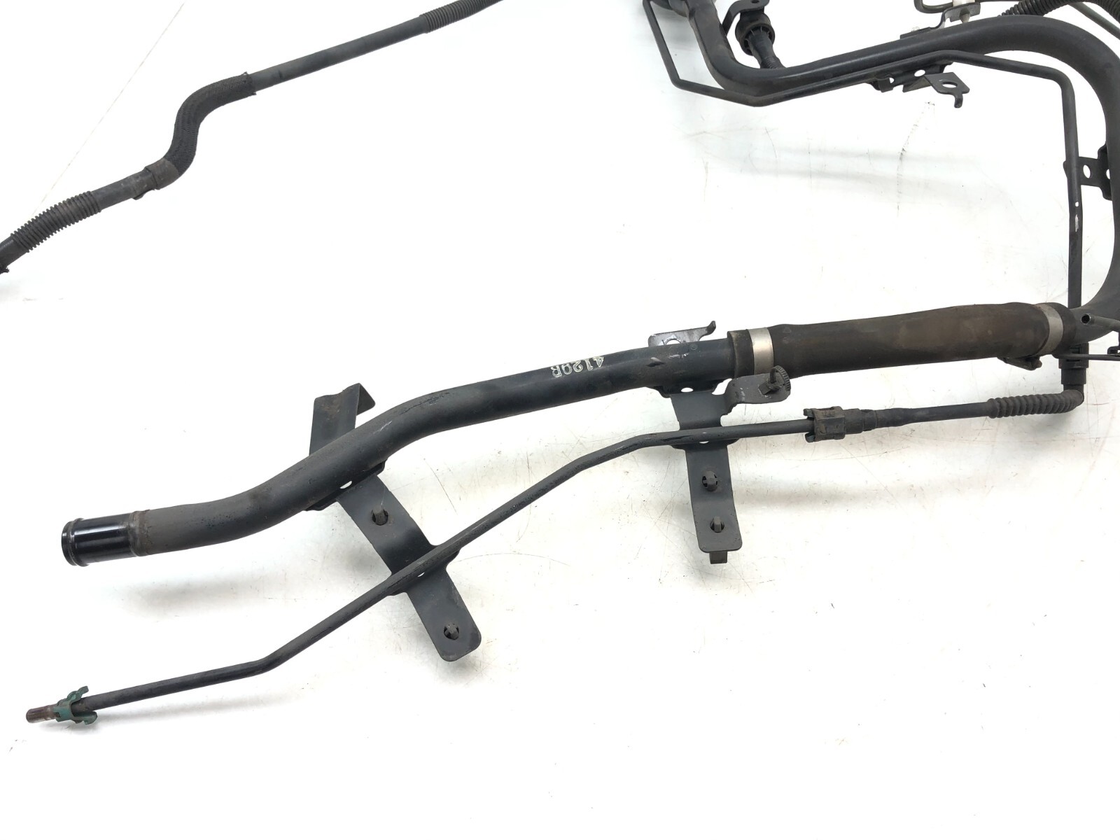 20112017 INFINITI QX56 QX80 FUEL TANK GAS FILLER NECK HOSE TUBE PIPE