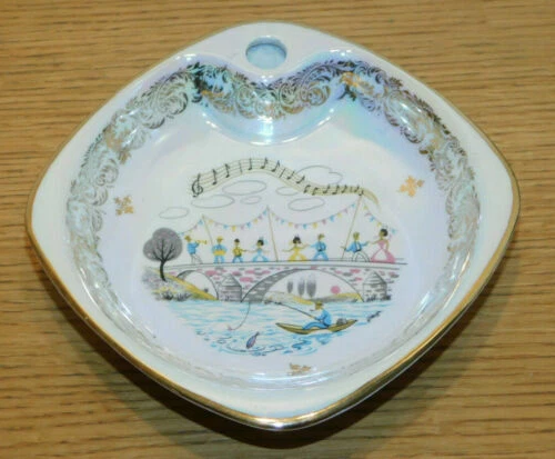 Céramiques et pièces de vaisselle déco de Porcelaine de Paris