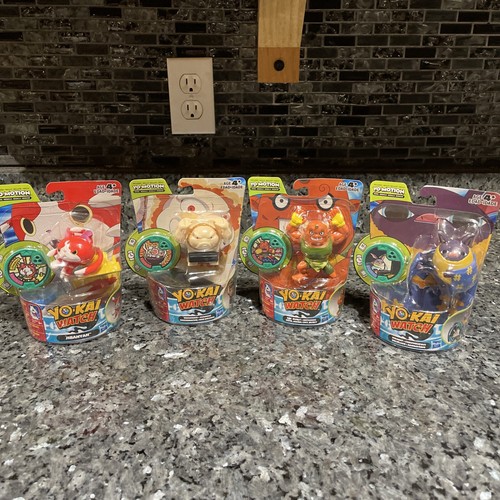 Lot Of 4 - Yo-Kai Watch Yo-Motion Medal Moments Figure Hasbro New Sealed