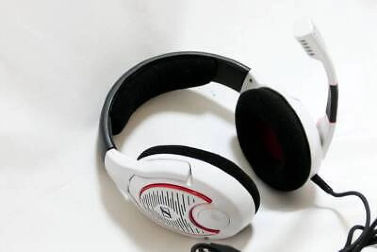 Sennheiser game online one white