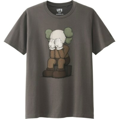 Kaws x Uniqlo UT 2016 Short Sleeve size M Graphic T-Shirt
