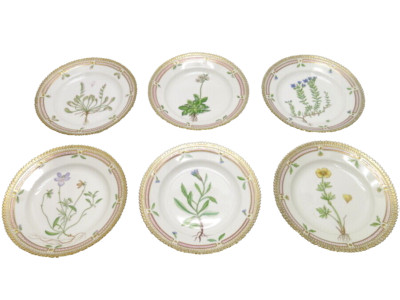 最高峰　  Flora Danica プレート Royal Copenhagen Flora Danica Plate 8.9 inches (22.5 cm) ROYAL