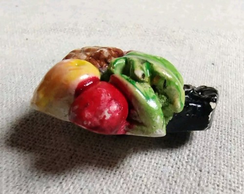 Vintage Hand Painted Plaster Button Colorful Basket of Fruit Metal Shank #1 - Picture 4 of 6