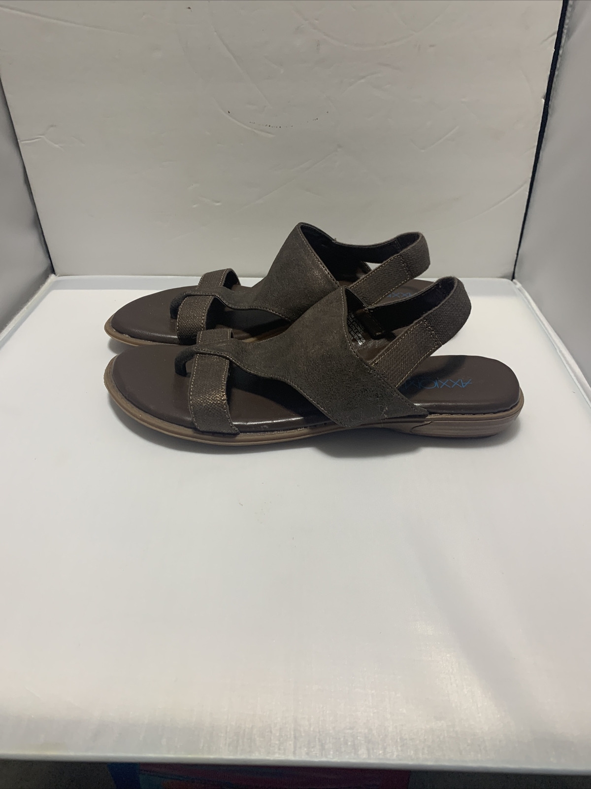 APL Sandali donna Axxiom Latoya bronzo vegan in pelle con cinturino taglia 7 5