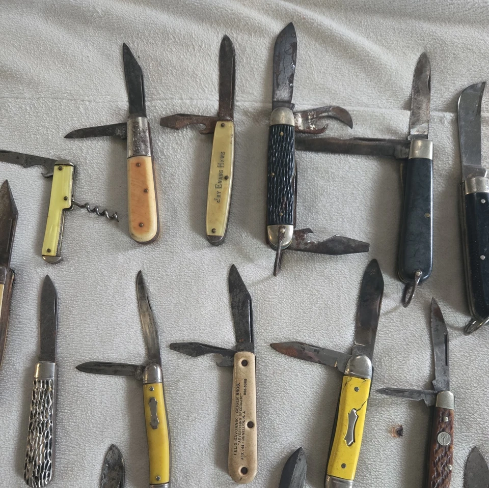 Vintage Pocket Knife Lot USA OLD HICKORY AS FOUND 69 KNIVES - Image 4 of 4