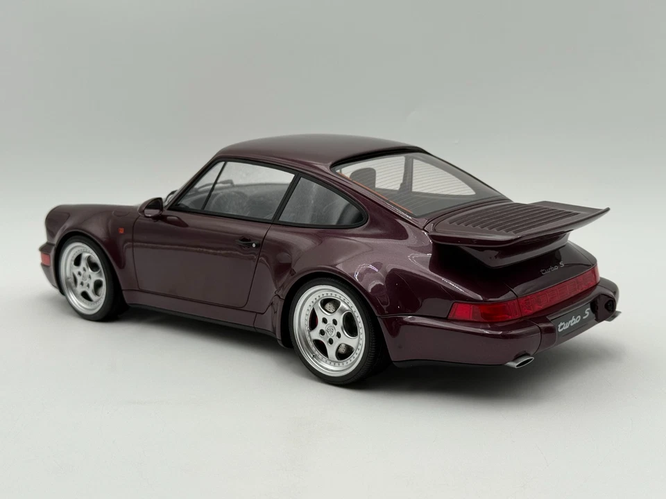 GT499 - 1992 Porsche 911 (964) Turbo S - PÚRPURA - Modelo 1:12 de GT Spirit Foto 3 de 4