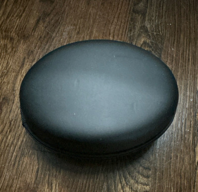 Black Hard Clamshell Case