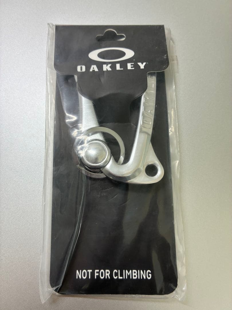NEW Oakley Large Carabiner Silver Metal Keychain Clip Gear