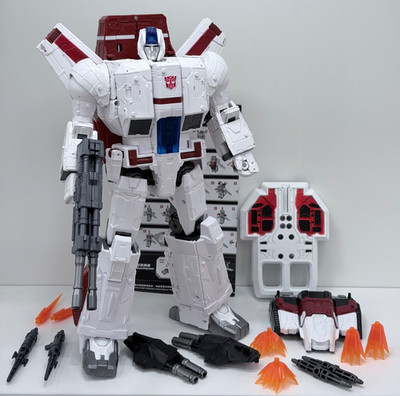 Vincoroor Fire in the Sky Transformers KO Oversized Siege Jetfire Skyfire US