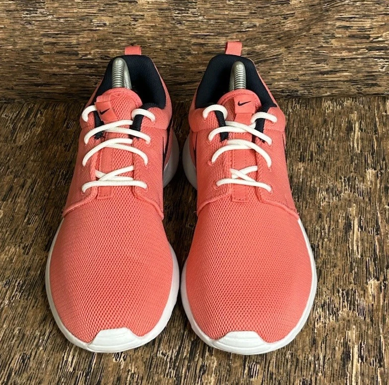 Nike Roshe One Zapatos Atléticos Tenis para Correr Mar Coral Rosa Para Mujer Talla 9” Foto 4 de 4