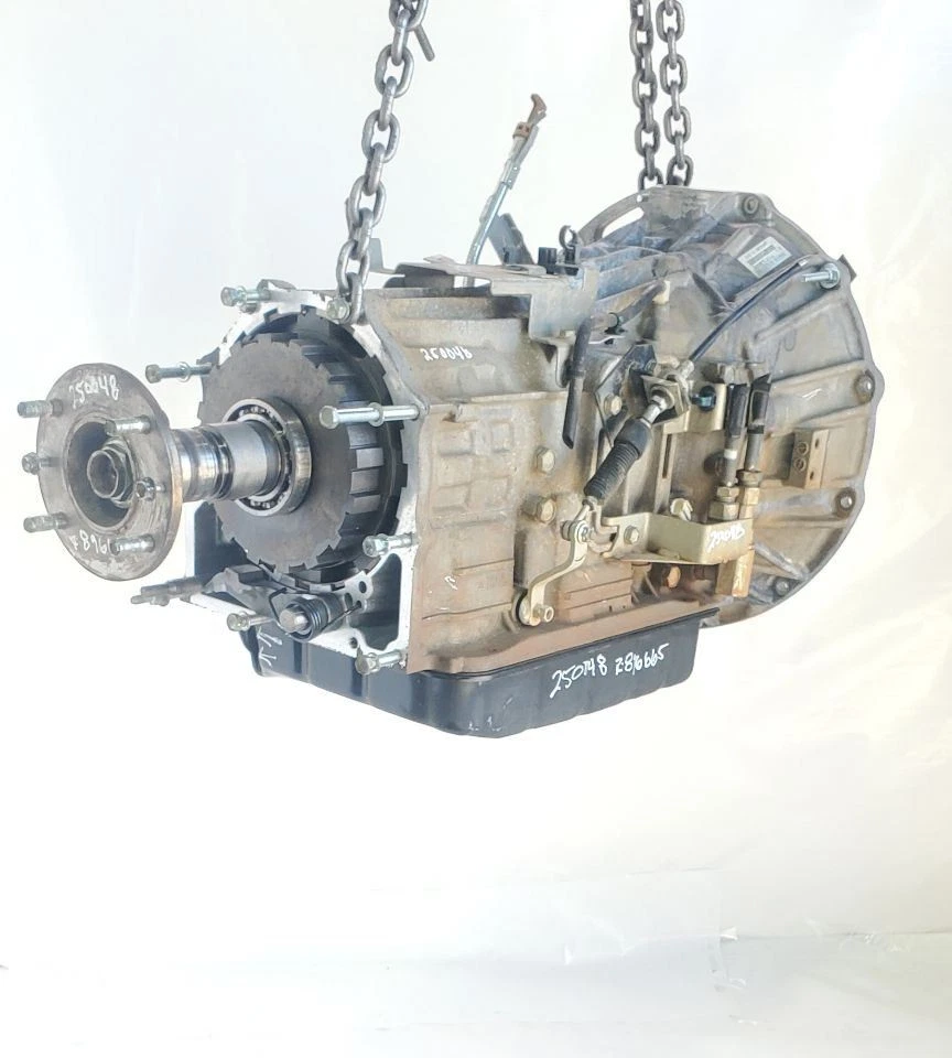 2020 Hino 195 OEM Automatic Transmission RWD 5.1L Diesel 4 Cylinder - Image 4 of 4