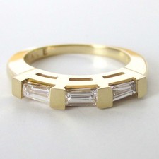 14K Bar Set 3 Baguette Diamonds Band
