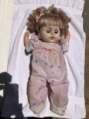 Eegee 1974 Vinyl Baby Doll Blonde Hair, Blue Open/Close Eyes,Pastel Pajamas 17''