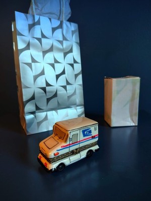 Mail Truck Figurine ''Treasure Box'' (Give a Gift w/ Box!)Porcelain Hinged Opening