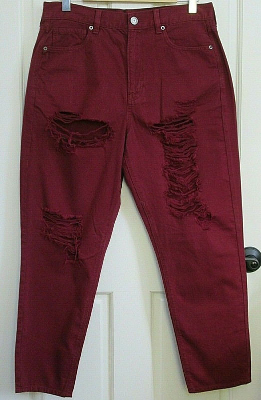 American Eagle Wine Mom Jeans Womens Size 12 32x27 Ripped Tapered Leg 64-24934