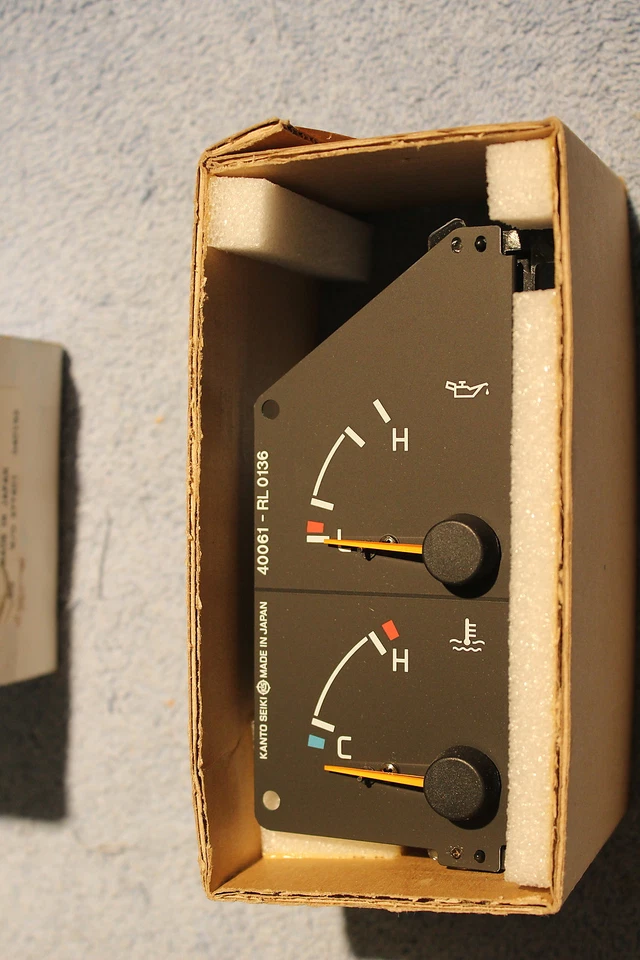 НОВЫЙ ИЗ СТАРЫХ ЗАПАСОВ 1991 92 КОМПЛЕКТ ДАТЧИКОВ ТЕМПЕРАТУРЫ ВОДЫ ДАВЛЕНИЯ МАСЛА РТУТИ КАПРИ - Изображение 3 из 3