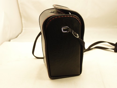 NC-05 Sigma Hard Camera Lens Case Cover With Strap for 18-200mm - Picture 6 of 10