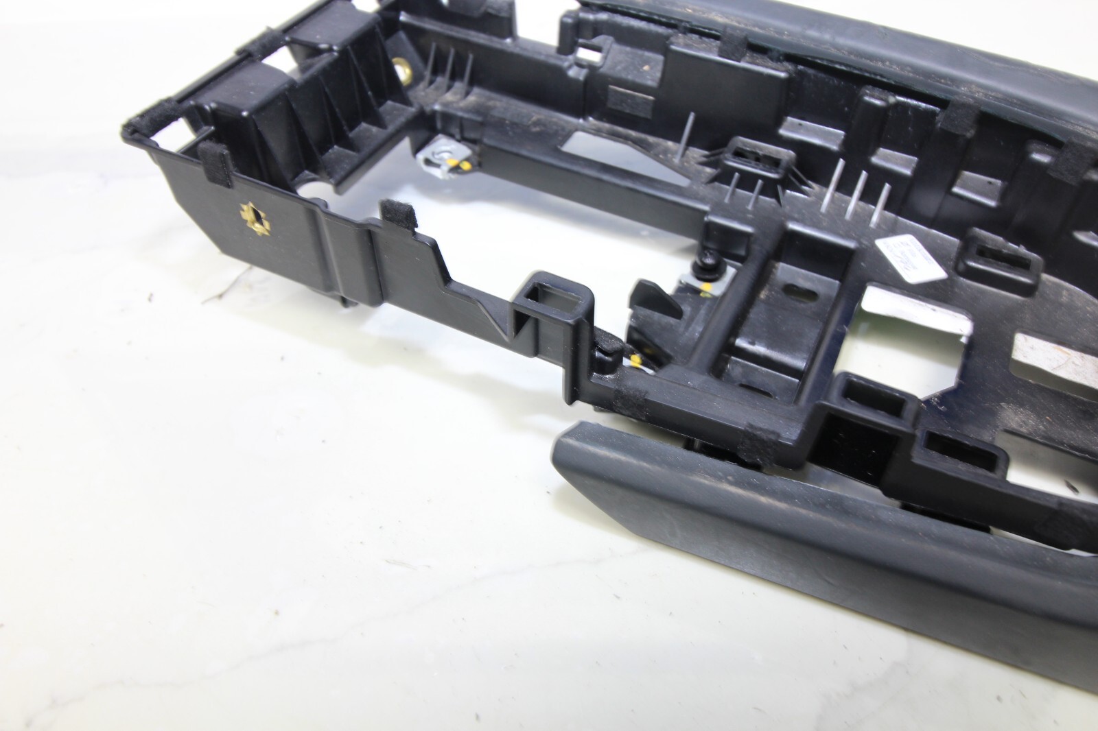 17-21 AUDI R8 V10 PLUS RWS OEM  CENTER CONSOLE TRIM SURROUND 4S1864357D GENUINE