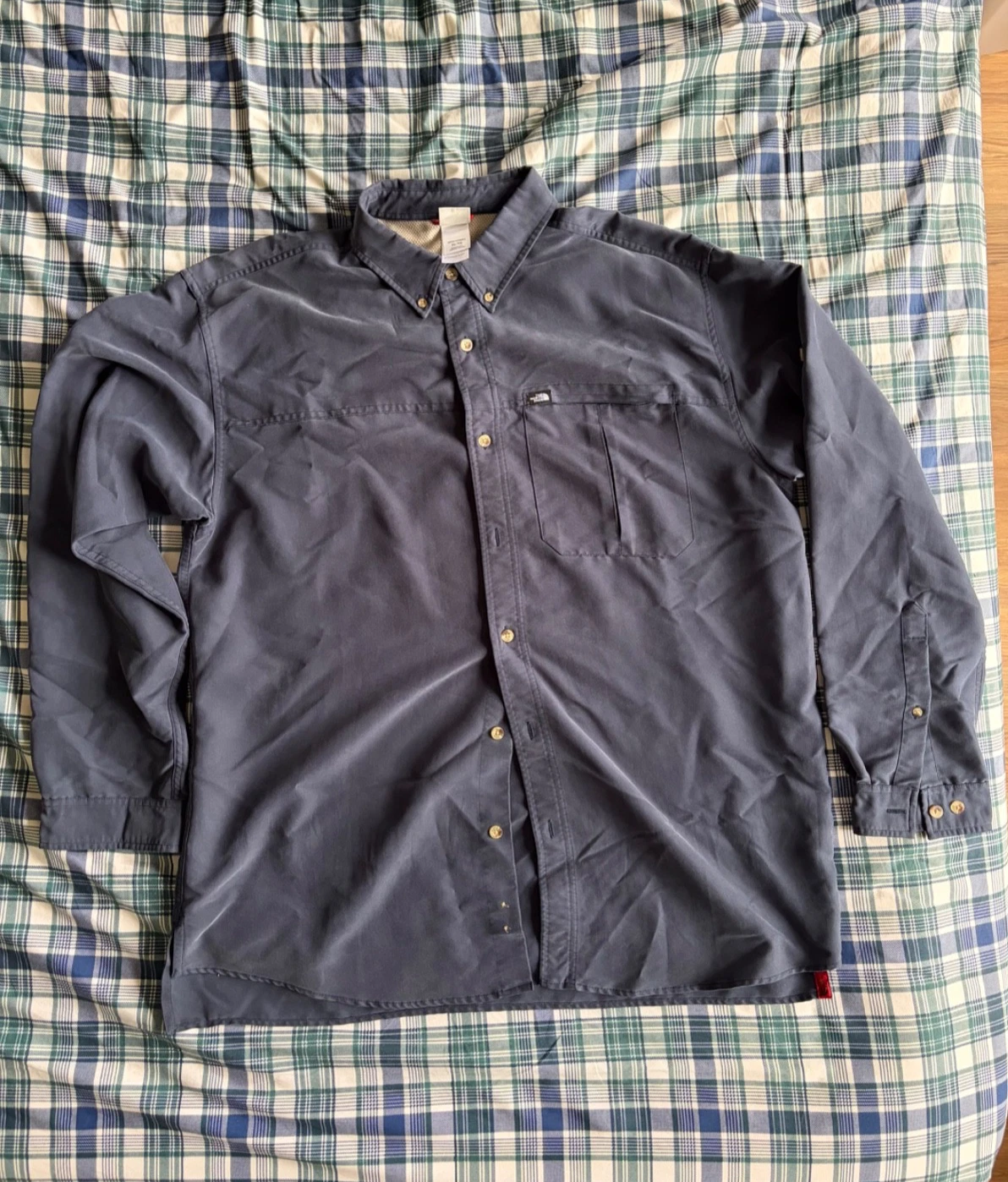 The North Face Shirt Mens Vented Fishing Hiking Button Up Long Sleeve Blue XL
Opens in a new window