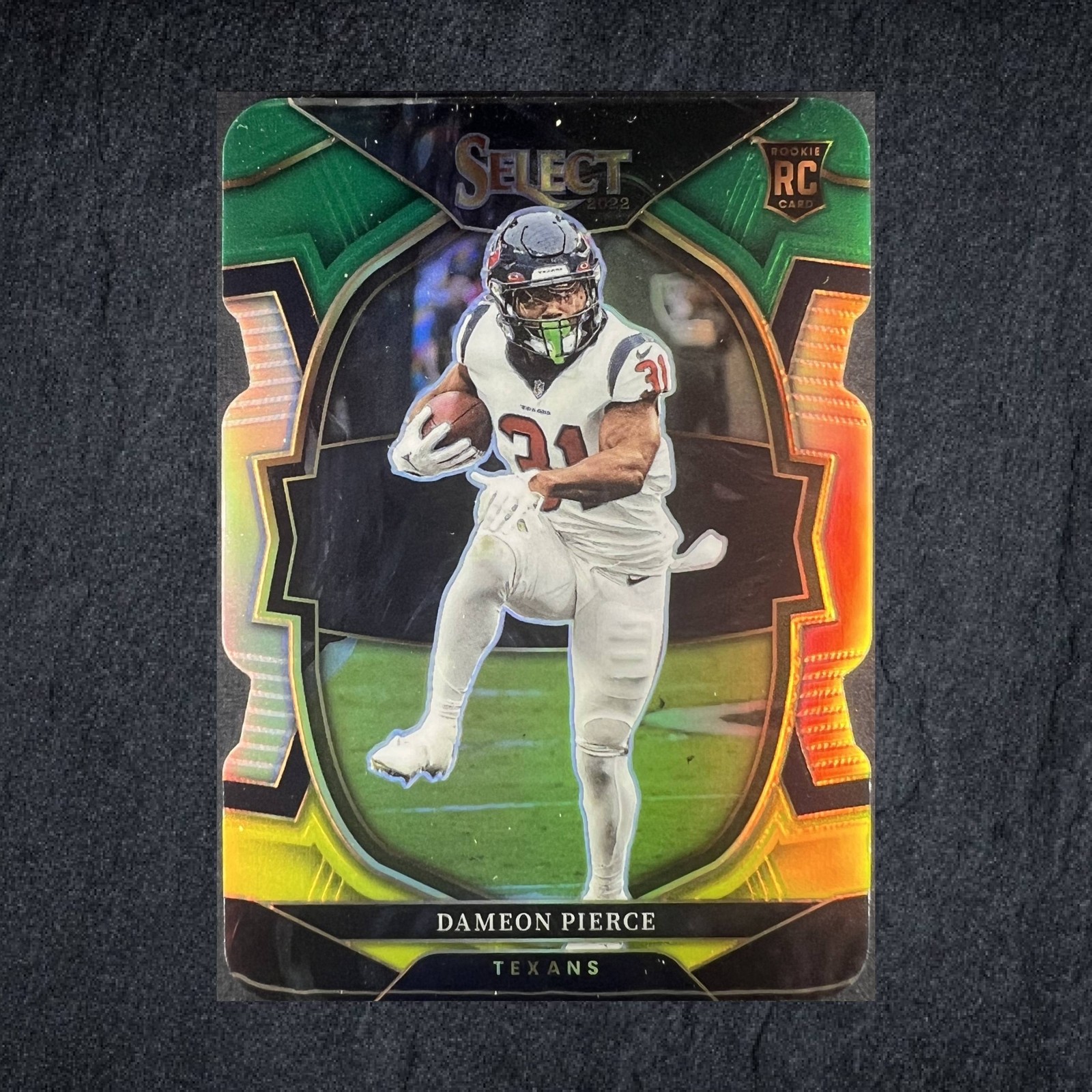 Dameon Pierce 2022 Panini Select Green and Yellow Prizm Die Cut RC Concourse
