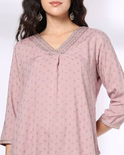 Women All-Over Print Straight Kurta with Salwar Pants