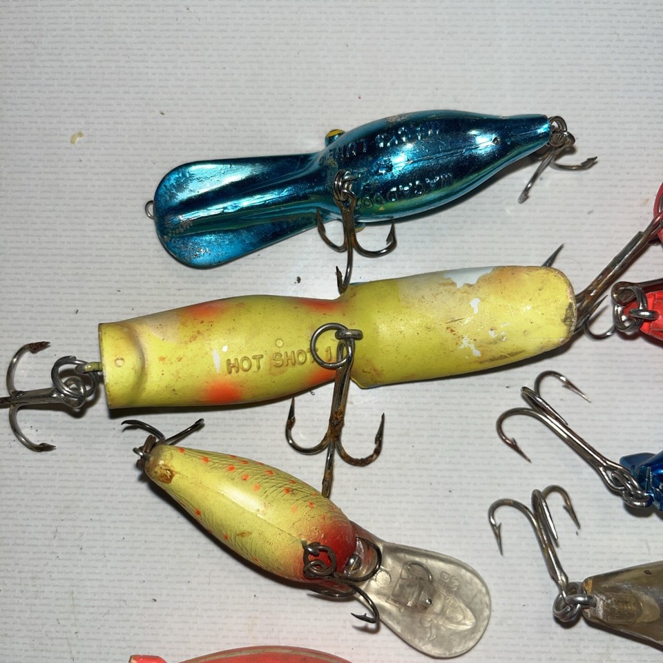 Lot Vintage Random Old Fish Lure Lures as shown in photos | eBay