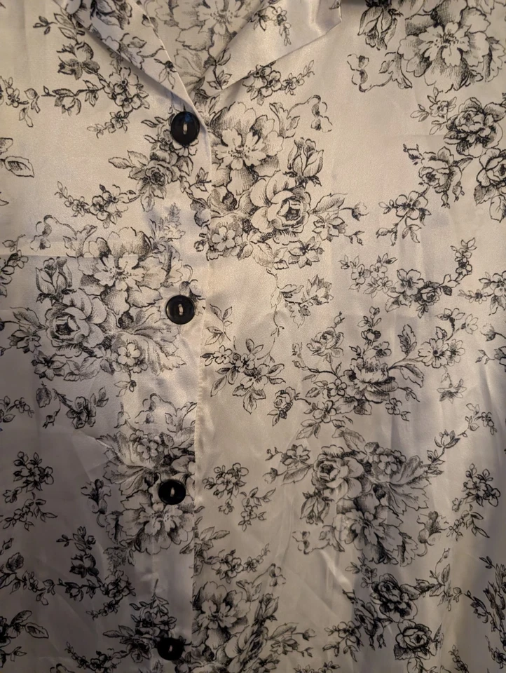 Apt 9 Women’s Pajama Set SZ XL Satin Floral White Black Casual Chic - Image 4 of 4