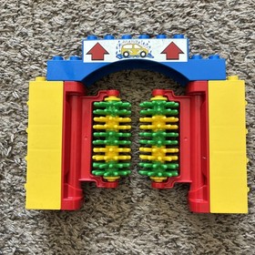 Vintage Lego Duplo Car Wash Pieces, 2003 From Set 5696, Arch And Brushes