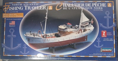 NIB North Atlantic Fishing Trawler Plastic Model Kit, Lindberg 77222