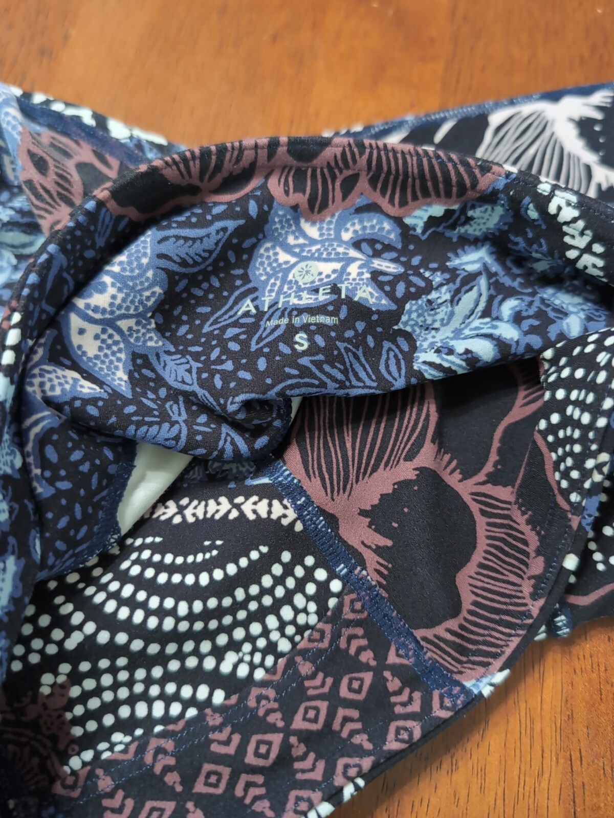 Athleta Womens Leggings Patchwork Salutation Size… - image 6