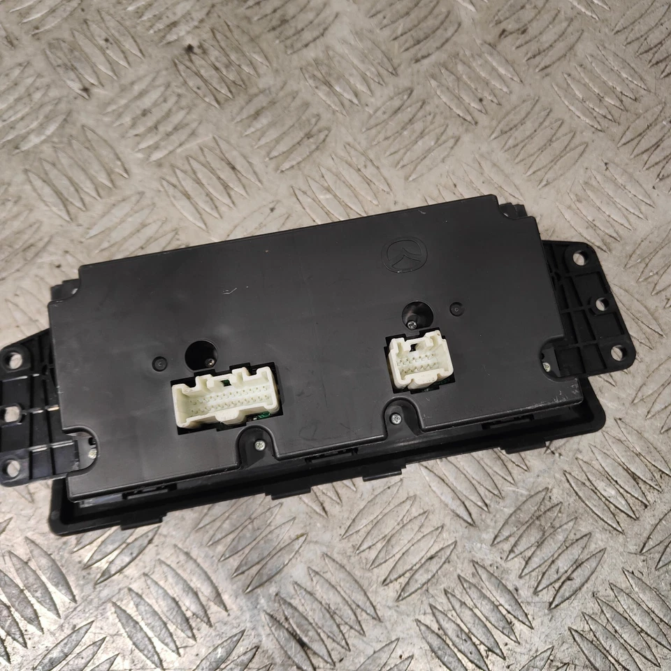 Mazda 6 2010 calefacción climatizador panel #1 Foto 3 de 4