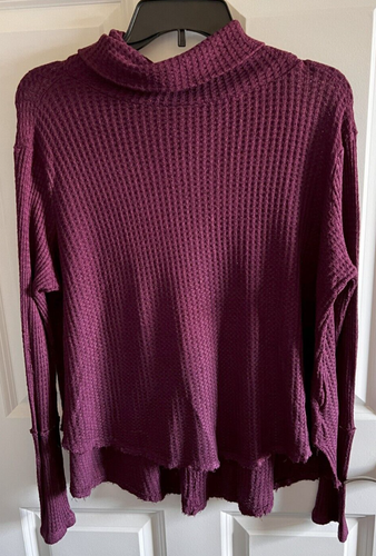 Me to We Plum Turtleneck, Waffle Knit, Long-Sleeved, Sz. M - Picture 6 of 12