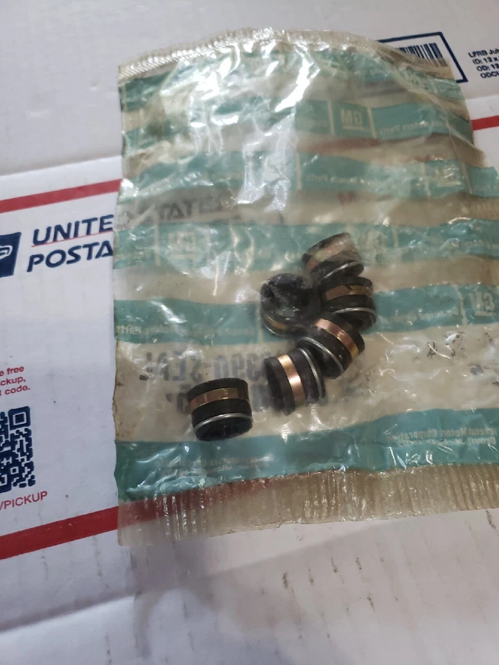 GM NOS 1979-1981 PONTIAC LEMANS OLDMOBILE CUTLASS DELTA 88 SELLO, VÁLVULA DE ADMISIÓN Foto 2 de 2