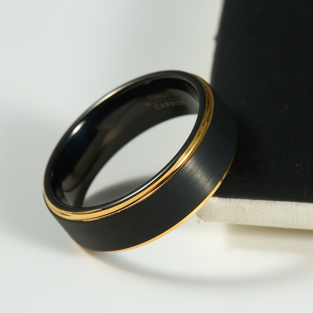 Men's & Women's 8mm Tungsten Carbide Ring - 'Defend The Second Amendment' US Flag Design Wedding Band - View #7