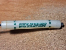 Vintage QUAKER STATE POCKET SCREW DRIVER stayin` on the road with quaker state