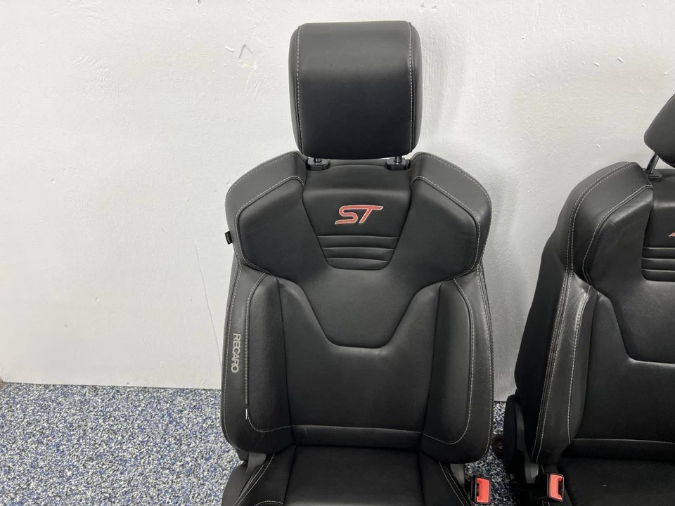 2014 Ford Focus ST Recaro Black Leather Front Bucket Seats Hatchback  FWD 898341 Foto 4 de 4