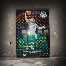 2023-24 Panini Mosaic - Jam Masters Giannis Antetokounmpo #18 Green Mosaic Prizm