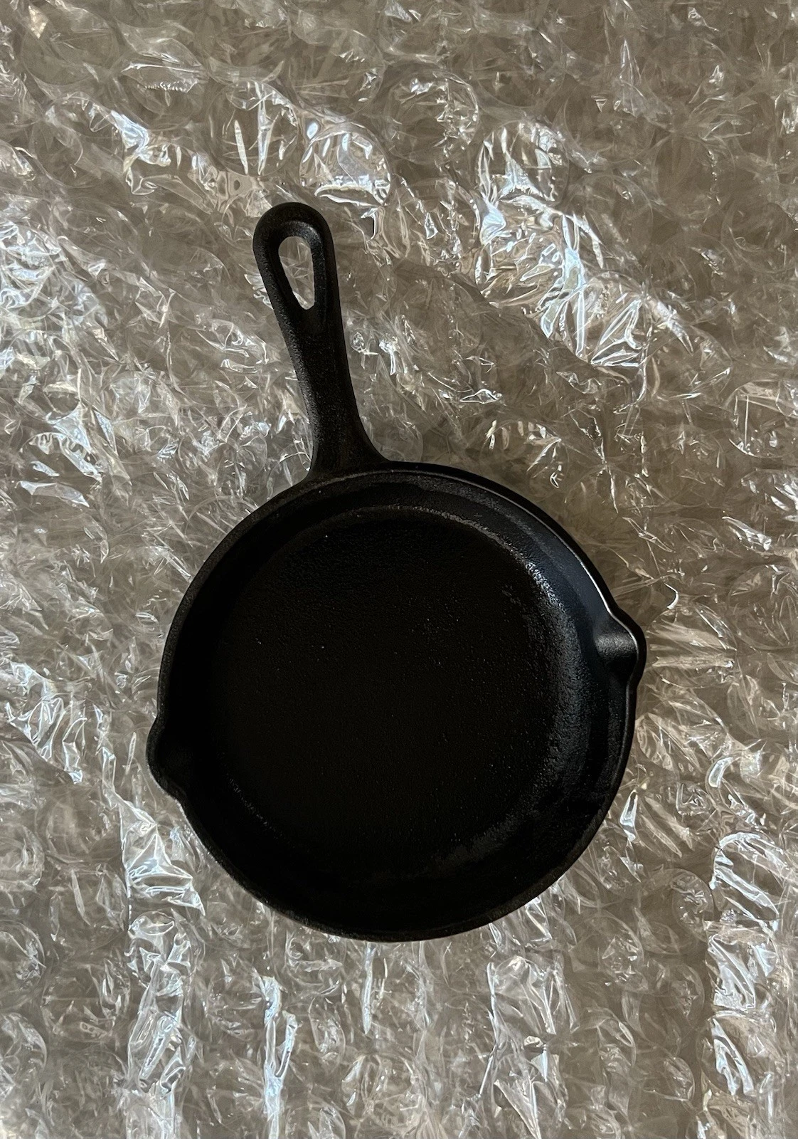 Lot/2 New World Market 6” Cast Iron Skillet Mini Frying Pan