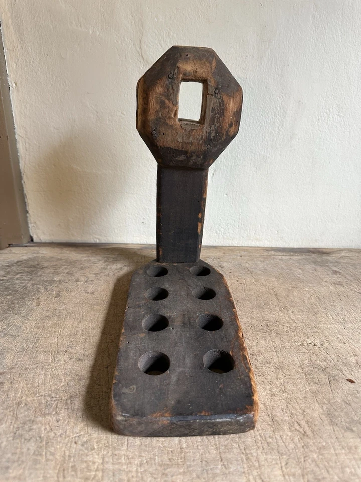 Make Do Hanging Spoon Holder Best Antique Wood Grungy Surface Dark Patina - Image 3 of 4