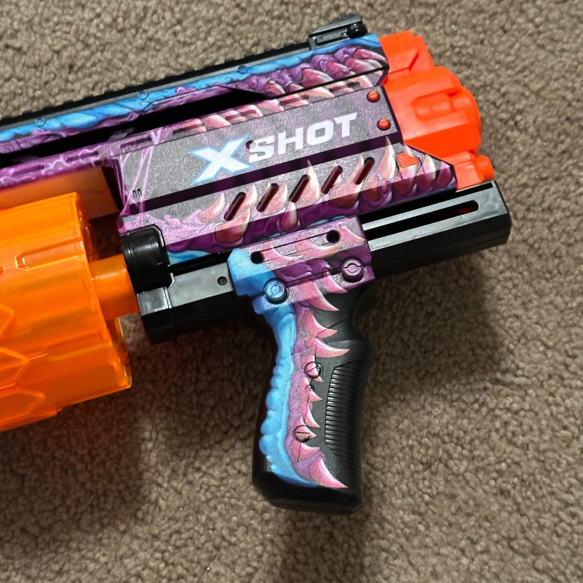 SHOW GUNフルフェイス Zuru X-Shot Insanity Mad Mega Barrel Blaster Monster Skin Purple