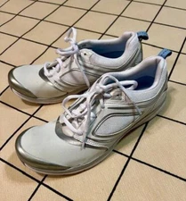 Easy Spirit Woman's Stellar White e360 Light Sneakers Walking Shoes 7.5