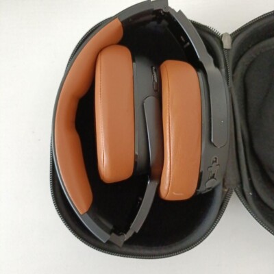 SKULLCANDY CRUSHER 360 S6MBW-J373 Headphone Black Tan SKULLCANDY CRUSHER 360 S6MBW-J373 Headphone Black Tan