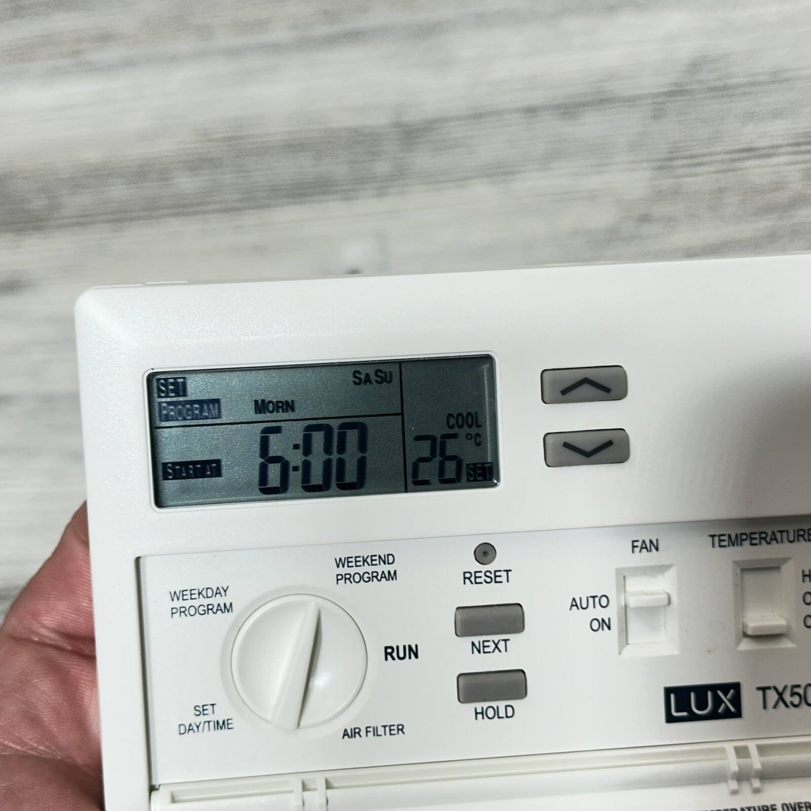 Lux Smart Temp TX500E Digital Fully Programmable Thermostat Controller LCD