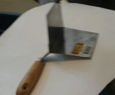 IVY CLASSIC #24025 4X6" OUTSIDE CORNER TROWEL 738226240251