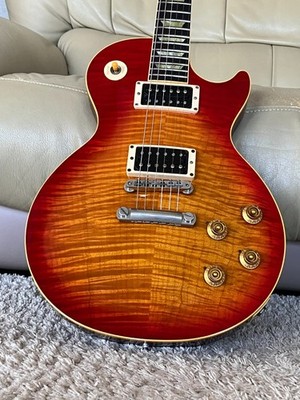 1994 Gibson Les Paul Classic Premium Plus Electric Guitar