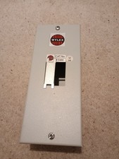 Wylex ESM6 Metal Enclosure 2 Module Way Consumer Unit Steel Cutout Fuseboard DB