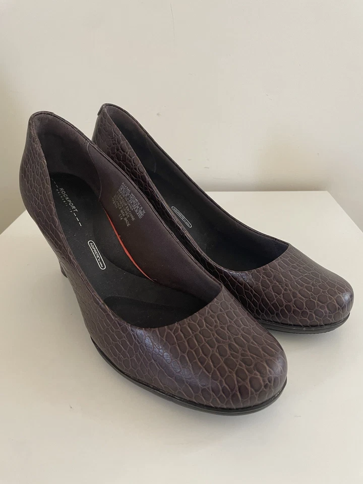 Zapatos de salón Rockport para mujer Walkability Adiprene de Adidas talla 8,5 marrón con estampado de serpiente Foto 2 de 4