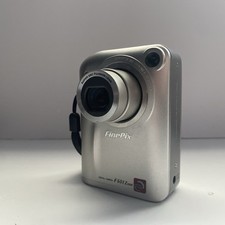 Fujifilm FinePix F601 Zoom 3.1MP Camera (Parts Does Not Stay On, No Flash)