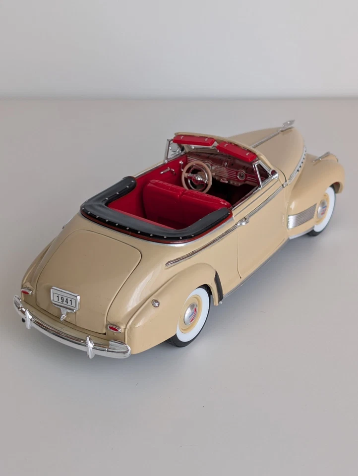 CHEVROLET SPECIAL DELUXE 1941 METALLIC BLUE 1:24 Welly Auto Stradali Modellino N - Immagine 3 di 4