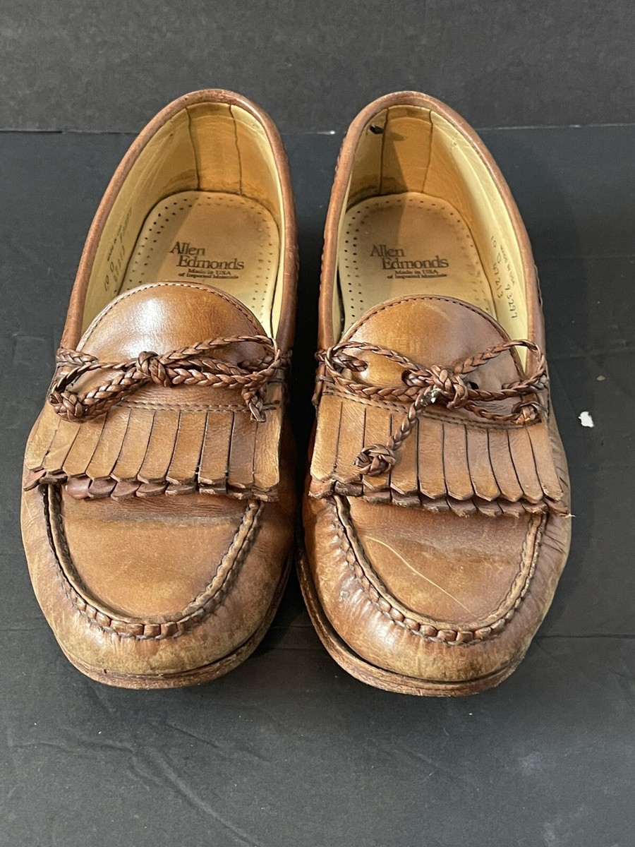 Allen Edmunds Brown Slip On Penny Loafer Wing Tip Cap Toe  display picture 1